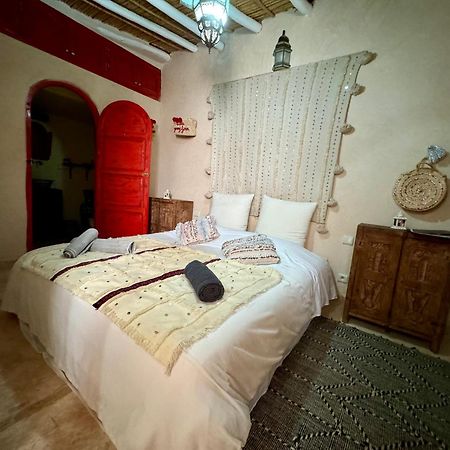 Jenny Lynn Otel Tazrou Dış mekan fotoğraf