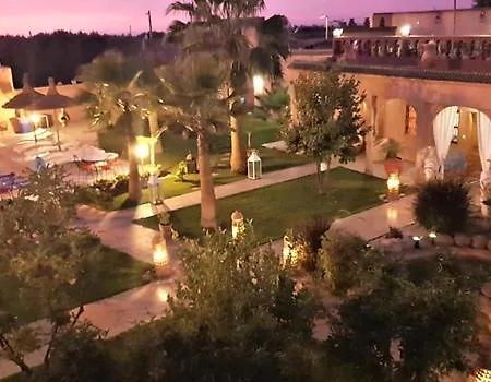 Jenny Lynn Otel Tazrou Dış mekan fotoğraf
