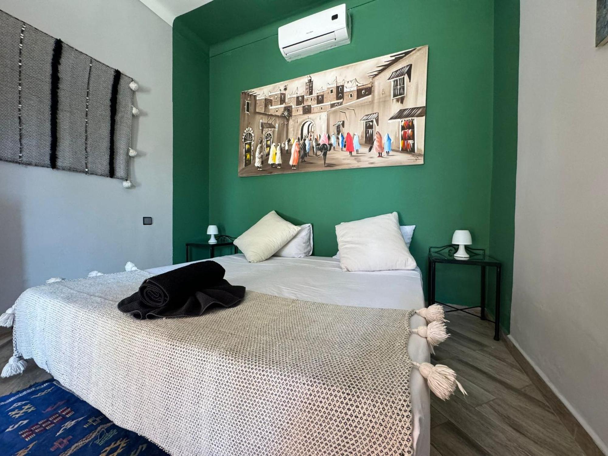 Jenny Lynn Otel Tazrou Dış mekan fotoğraf