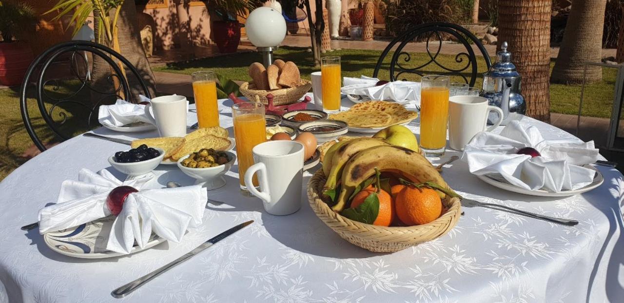 Jenny Lynn Otel Tazrou Dış mekan fotoğraf