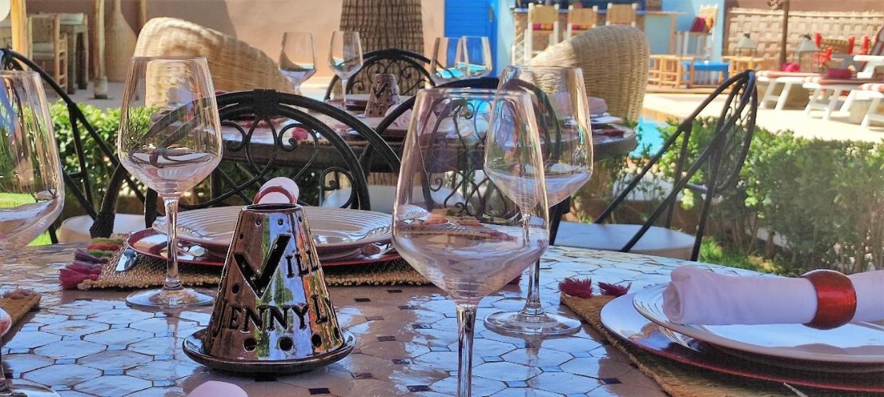 Jenny Lynn Otel Tazrou Dış mekan fotoğraf
